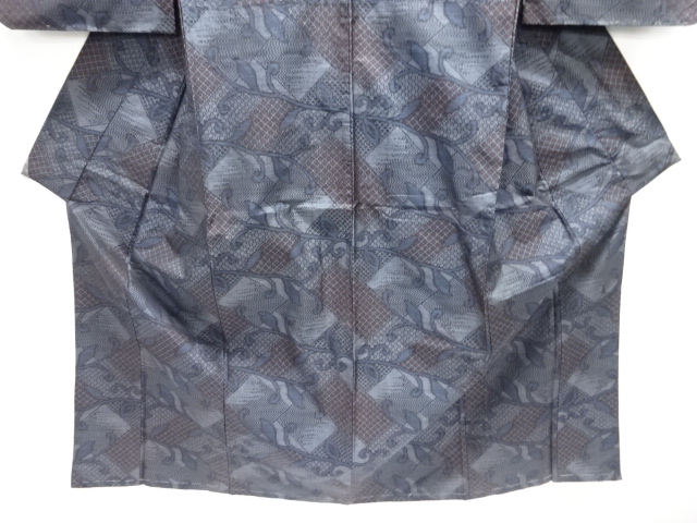  アンティーク　唐草模様織り出し本場泥大島紬着物